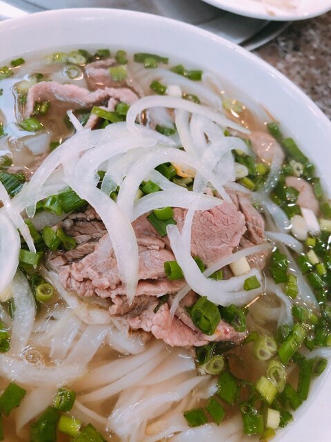 世界一うまい「もやし添え牛肉フォー」