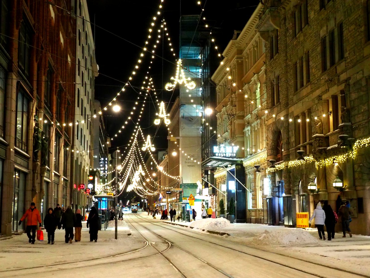 アレクサンテル通り(Aleksanterinkatu)
